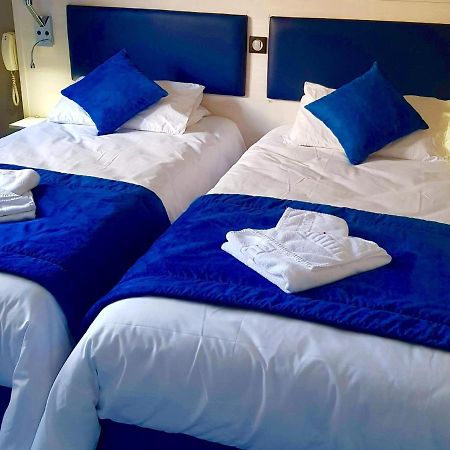 Hotel Les Alizes Puget-Théniers エクステリア 写真